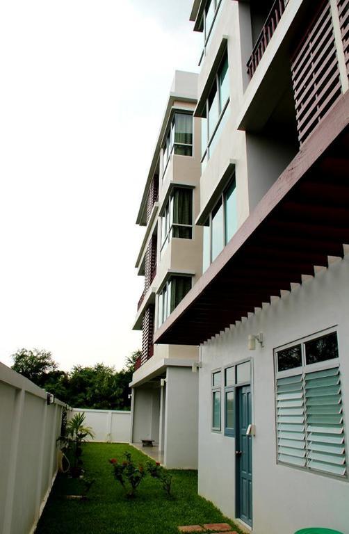 The Meet Green Apartment Μπανγκόκ Εξωτερικό φωτογραφία
